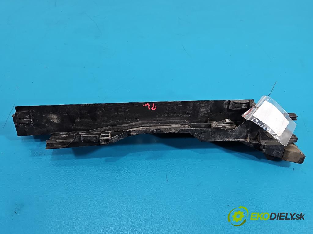 Bmw X5 F15 2013-2018 3.0d 258 HP automatic 190 kW 2993 cm3 5- Upevnenie: 8572188
