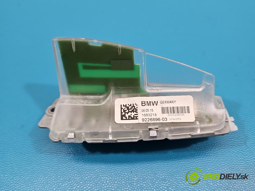 Bmw X5 F15 2013-2018 3.0d 258 HP automatic 190 kW 2993 cm3 5- Antena 9226896-03