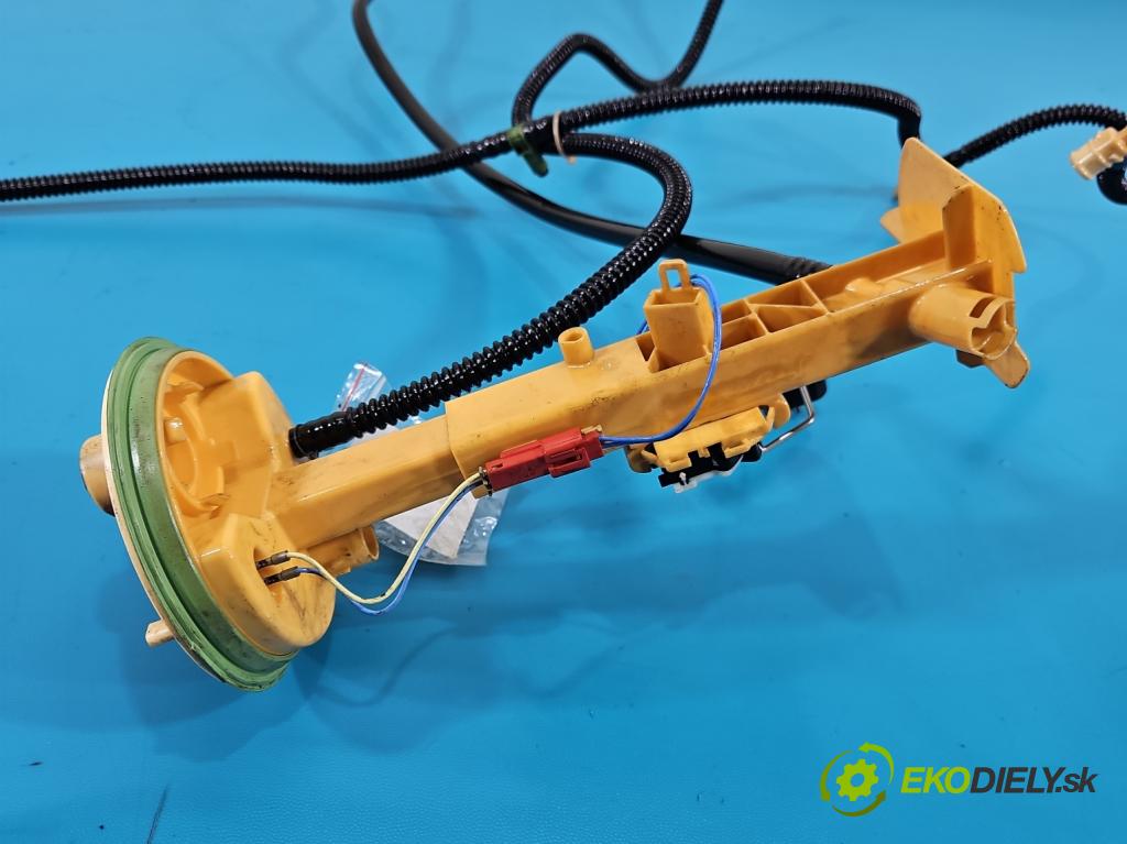 Bmw X5 F15 2013-2018 3.0d 258 HP automatic 190 kW 2993 cm3 5- snímač úroveň: palivo 7164316 (Snímač)