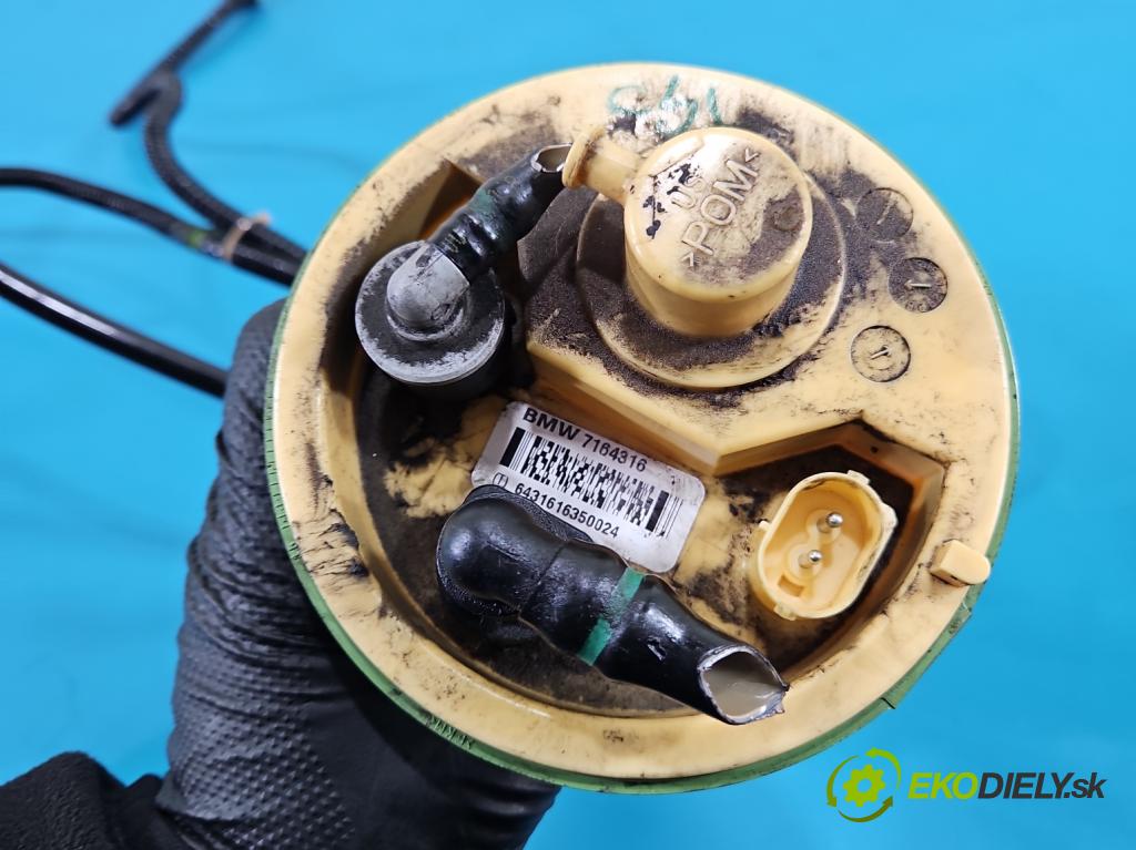 Bmw X5 F15 2013-2018 3.0d 258 HP automatic 190 kW 2993 cm3 5- snímač úroveň: palivo 7164316 (Snímač)