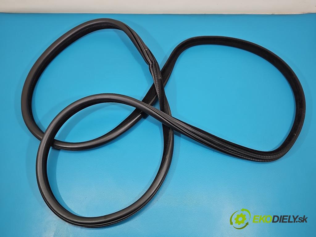 Bmw X5 F15 2013-2018 3.0d 258 hp automatic 190 kW 2993 cm3 5- Těsnění: dveře zadní pravé 7289639 (Karoserie ostatní)