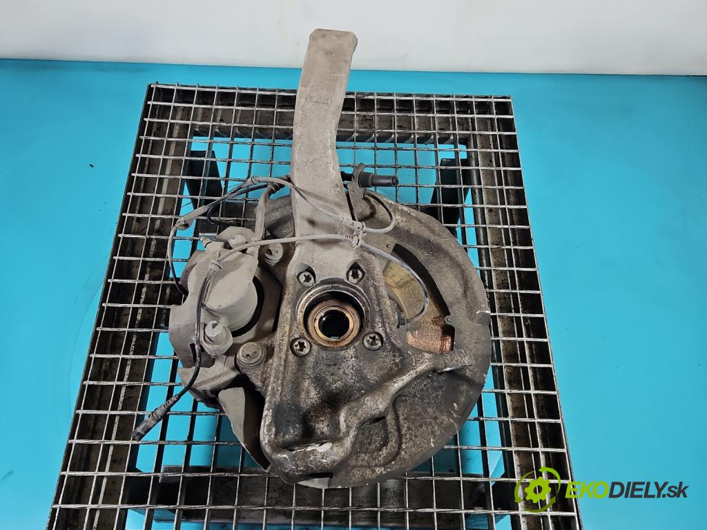 Bmw X5 F15 2013-2018 3.0d 258 hp automatic 190 kW 2993 cm3 5- náboj levé  (Náboj kola)