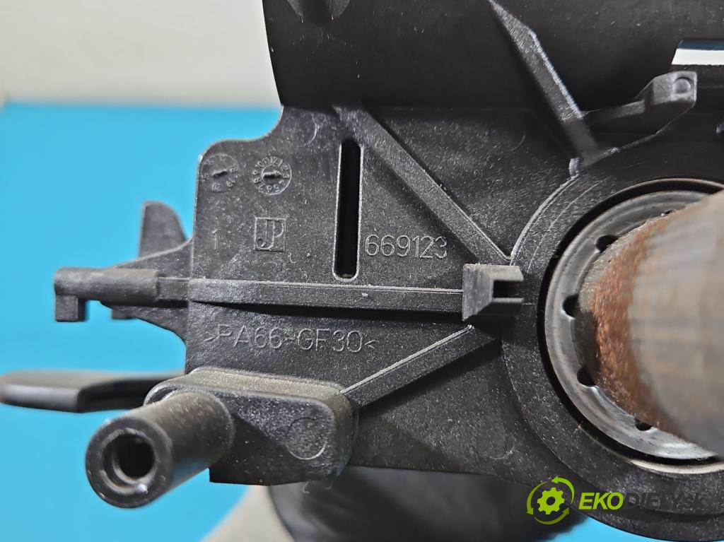 Bmw X5 F15 2013-2018 3.0d 258 hp automatic 190 kW 2993 cm3 5- Sloupek volant  (Tyč řízení (volantu))