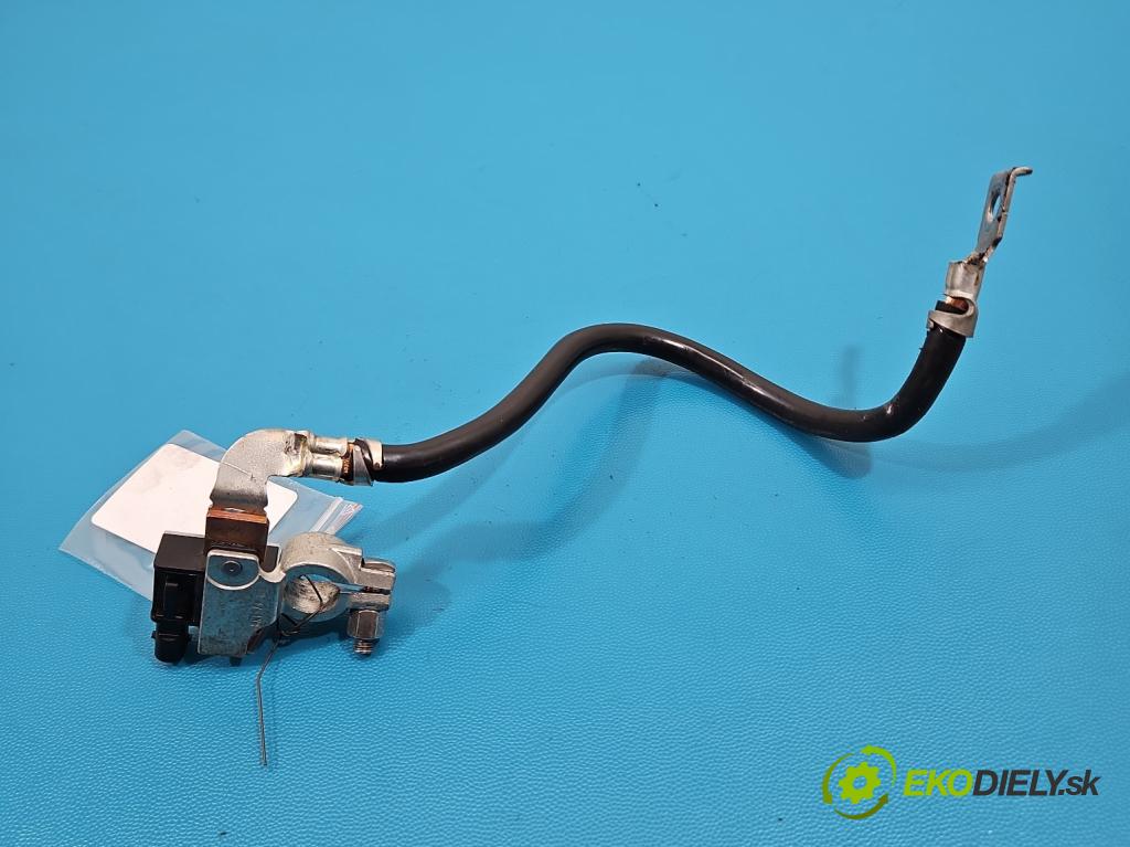 Bmw X5 F15 2013-2018 3.0d 258 HP automatic 190 kW 2993 cm3 5- kontakt mínus: 9380966-01