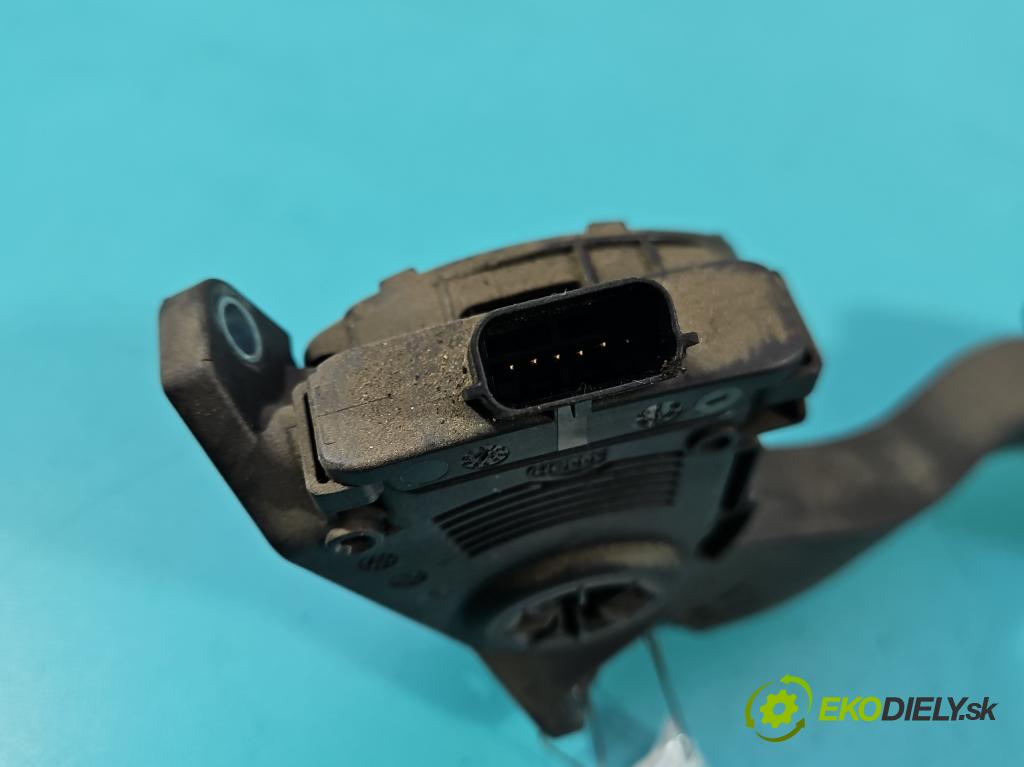 Dodge Caravan V 2007-2020 3.3 V6 178HP: automatic 131 kW 3301 cm3 5- pedal plyn potenciometr: 05281418AA