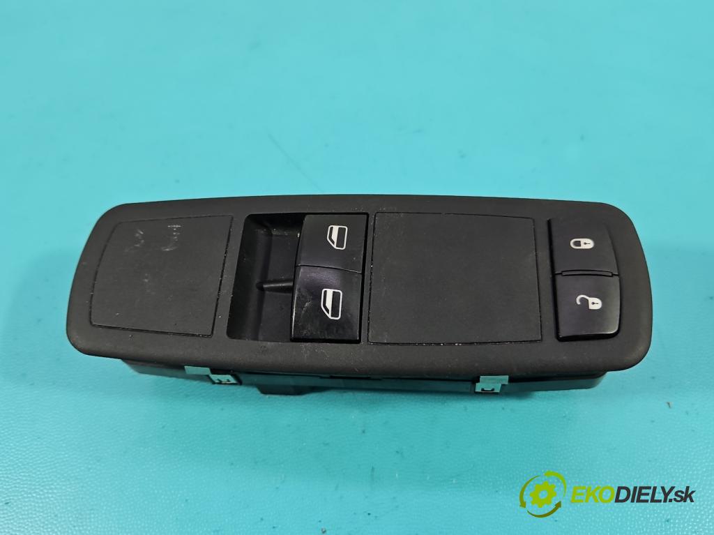 Dodge Caravan V 2007-2020 3.3 V6 178HP: automatic 131 kW 3301 cm3 5- prepínač okien spätných zrkadiel