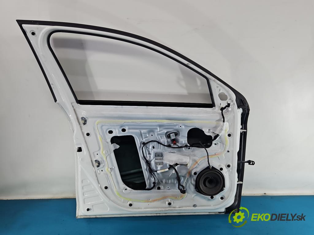 Fiat Tipo II 2015- 1.4 16v 95 HP manual 70 kW 1368 cm3 4- dvere predné ľavé  (Kľučka dverí ostatné)