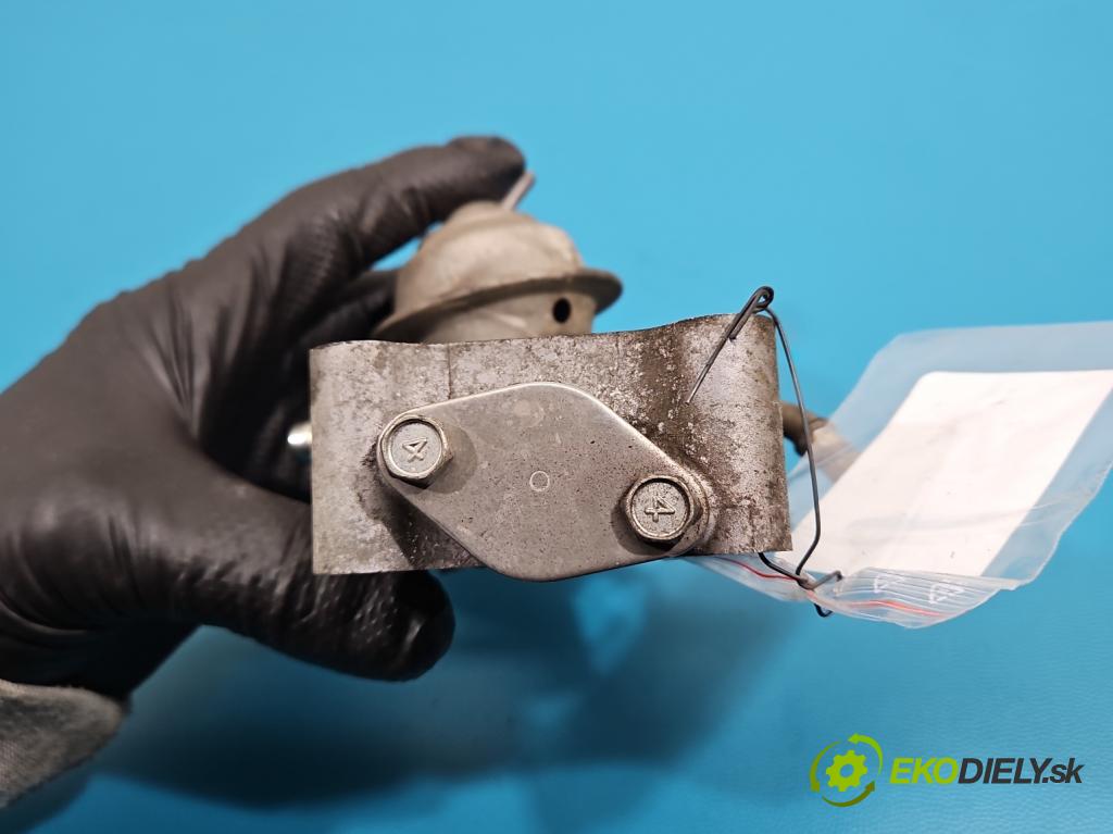 Isuzu D-Max II 2011-2019 2.5 crdi 163 HP manual 120 kW 2499 cm3 2- klapka  (Škrtiaca klapka)