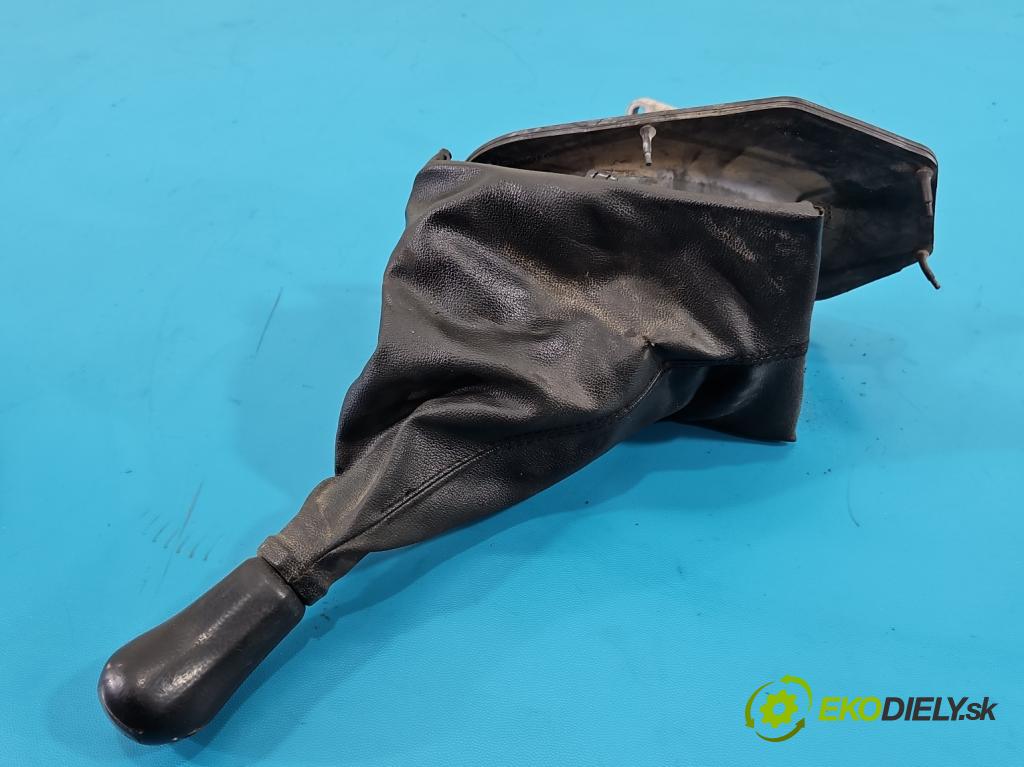 Isuzu D-Max II 2011-2019 2.5d 163 HP manual 120 kW 2499 cm3 2- Páka: Změny: stupeň,rýchlosť  (Rýchlostná páka (kulisa))