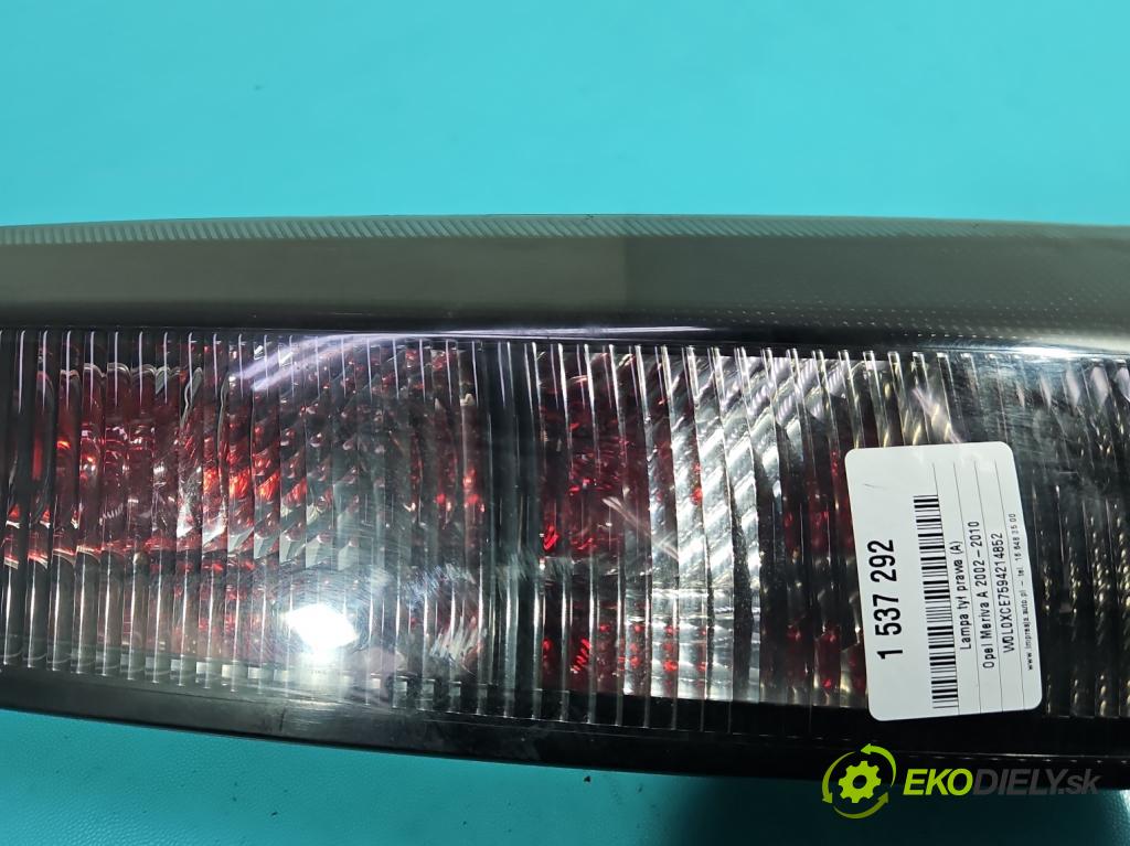 Opel Meriva A 2002-2010 1.3 cdti 75 HP manual 55 kW 1248 cm3 5- svetlo / reflektor zadné pravé  (Kľučka dverí ostatné)