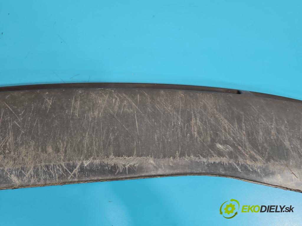 Audi A4 B5 1994-2001 1.6 8v 101 hp manual 74 kW 1595 cm3 4- lišta nárazníku přední 8D0807110H