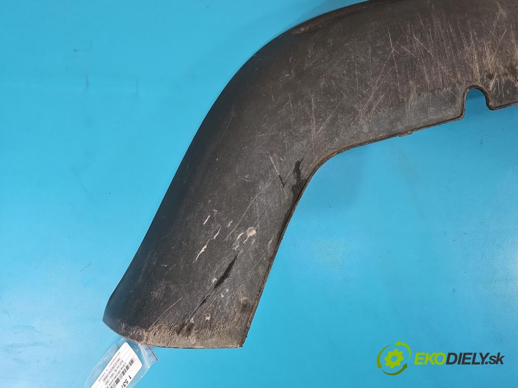 Audi A4 B5 1994-2001 1.6 8v 101 hp manual 74 kW 1595 cm3 4- lišta nárazníku přední 8D0807110H