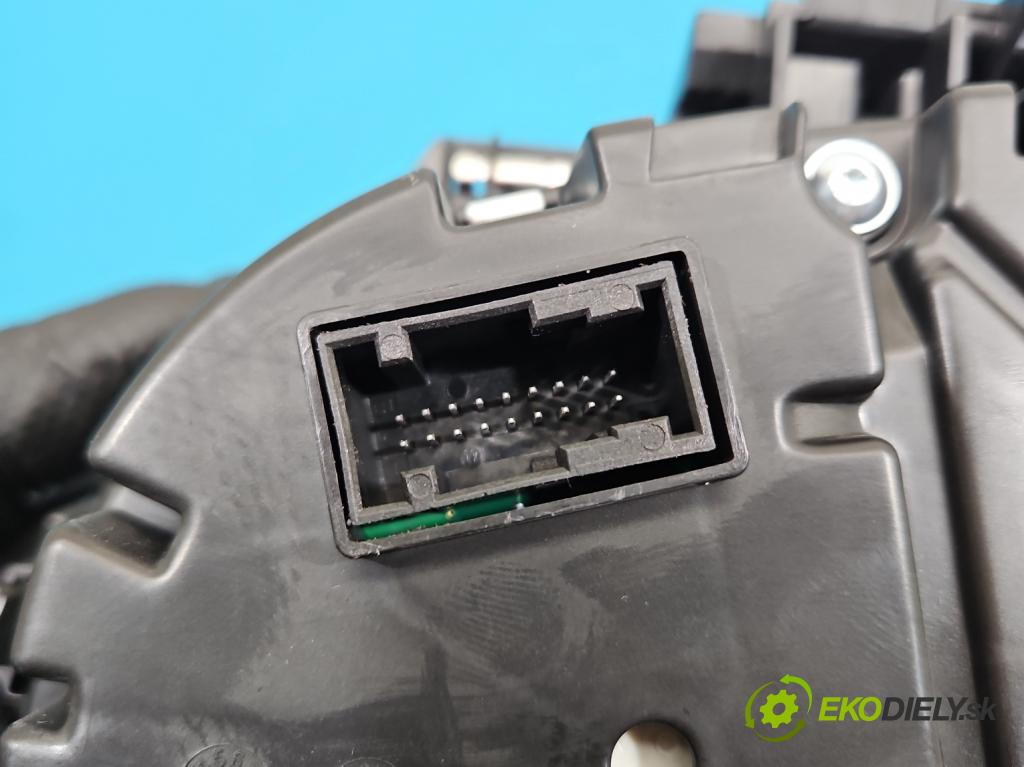 Skoda Scala 2019- 1.0 tsi 114 HP manual 84 kW 999 cm3 5- prístrojovka/ budíky 654920740B (Prístrojová doska)