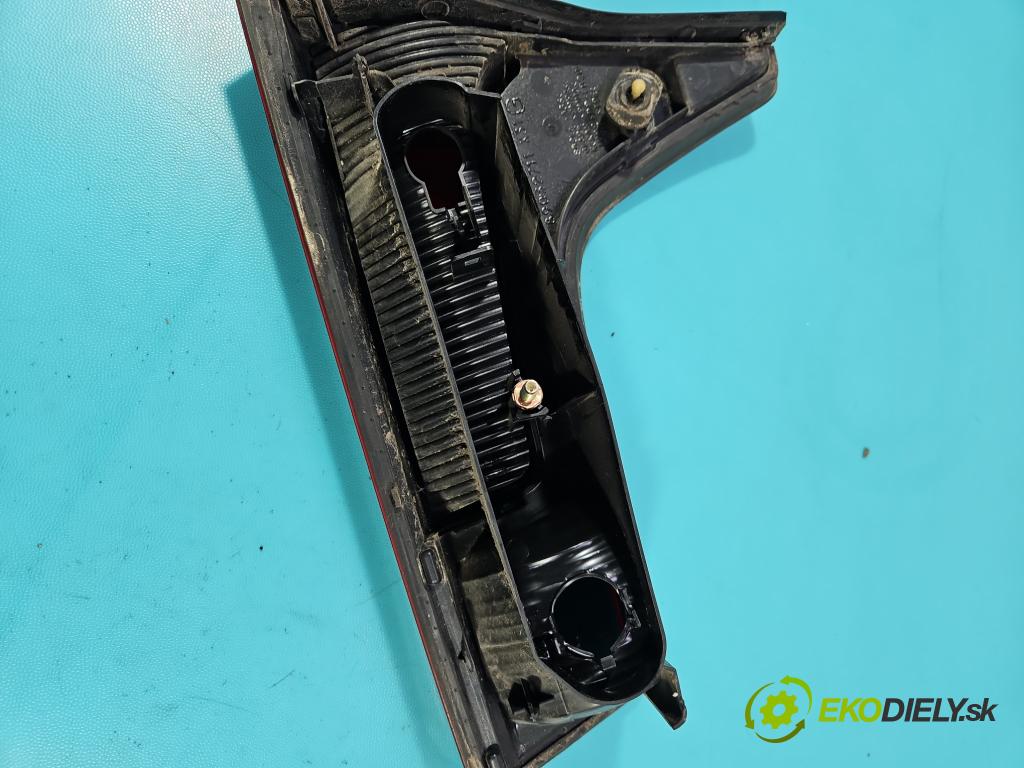 Citroen C5 I 2001-2008 1.8 16V 125 hp manual 92 kW 1749 cm3 5- světlo zadní levé 89032711 (Klika dveří ostatní)