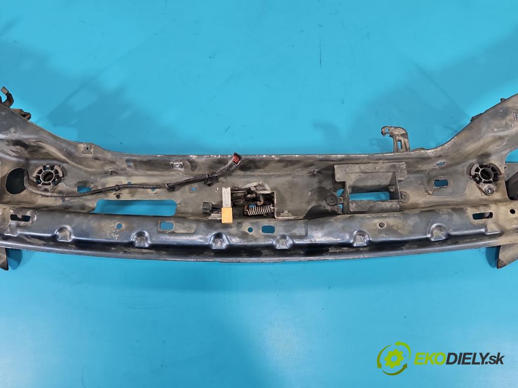 Volvo V50 2.0d 136hp manual 100 kW 1997 cm3 5- stěna přední  (Přední výztuha)