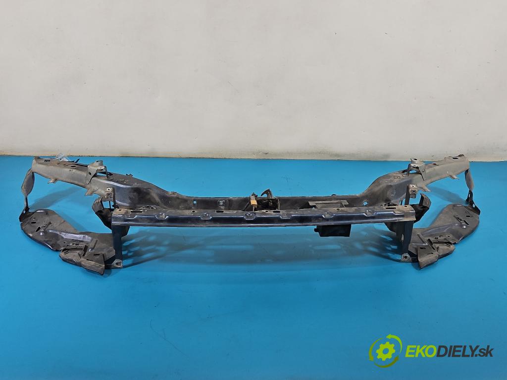 Volvo V50 2.0d 136hp manual 100 kW 1997 cm3 5- stěna přední  (Přední výztuha)