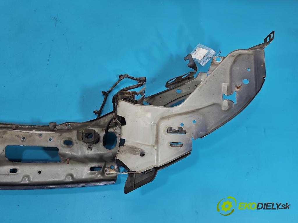 Volvo V50 2.0d 136hp manual 100 kW 1997 cm3 5- stěna přední  (Přední výztuha)