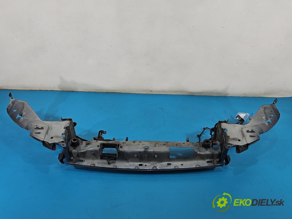 Volvo V50 2.0d 136hp manual 100 kW 1997 cm3 5- stěna přední  (Přední výztuha)