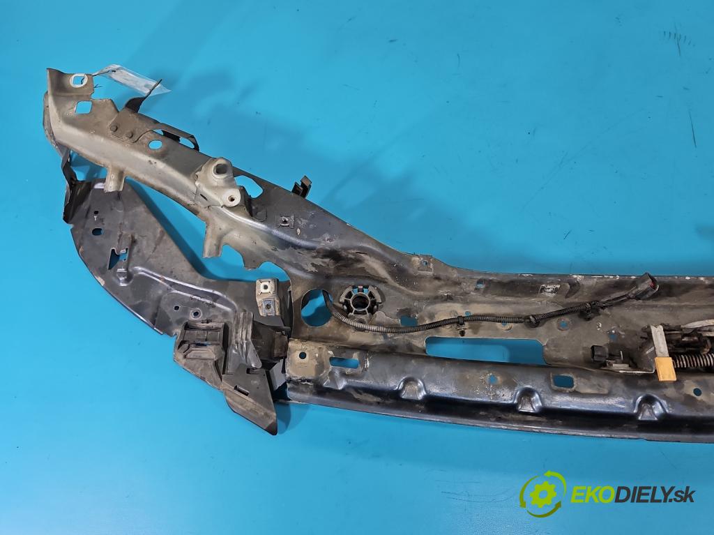 Volvo V50 2.0d 136hp manual 100 kW 1997 cm3 5- stěna přední  (Přední výztuha)