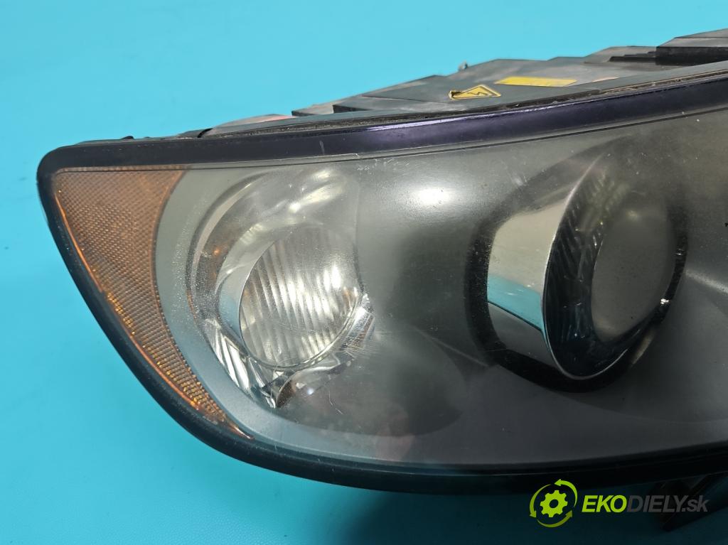 Volvo V50 2.0d 136 HP manual 100 kW 1997 cm3 5- Reflektor: pravý 30698890 (Svetlo predné pravé)