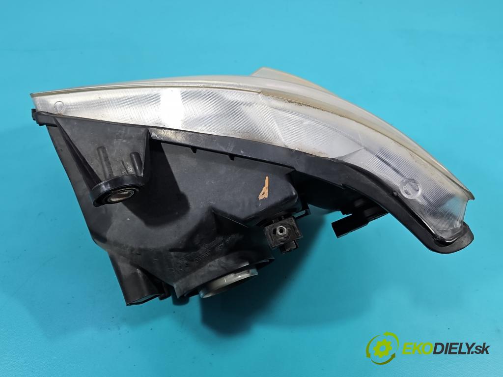 Dodge Caravan V 2007-2020 3.3 V6 178HP: automatic 131 kW 3301 cm3 5- Reflektor: pravý 05113332AD (Svetlo predné pravé)