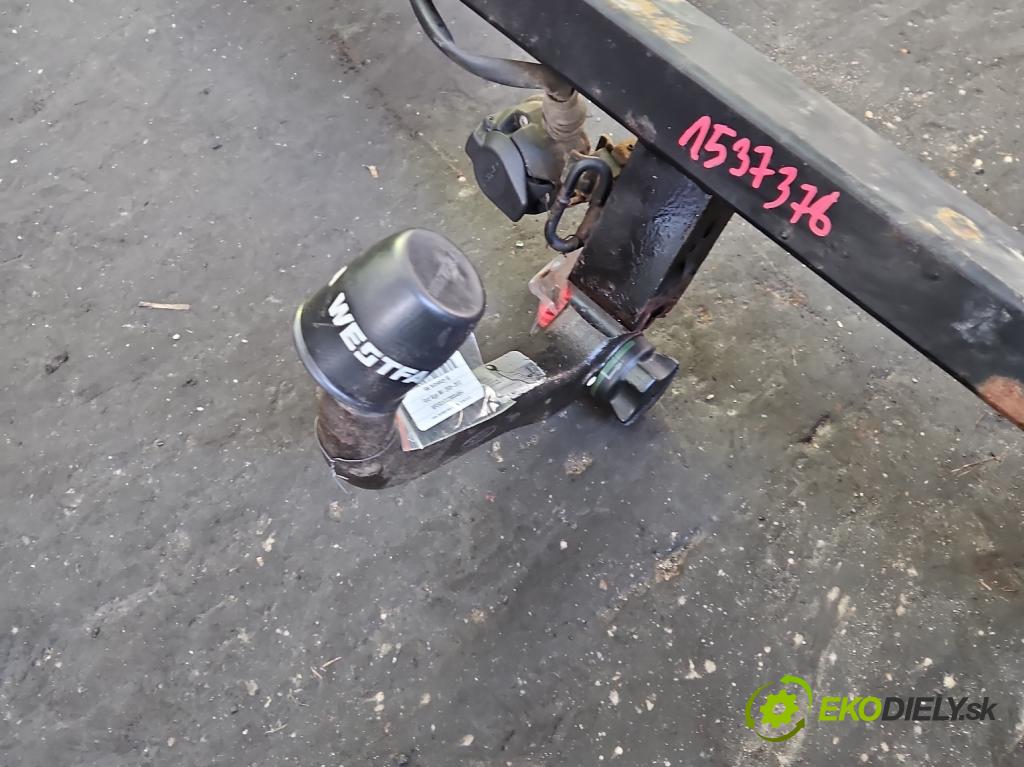 Ford Kuga Mk1 2008-2013 2.0 tdci 136hp manual 100 kW 1997 cm3 5- oko tažné  (Tažné zařízení)