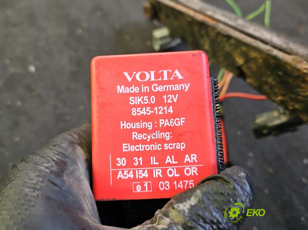 Ford Kuga Mk1 2008-2013 2.0 tdci 136hp manual 100 kW 1997 cm3 5- oko tažné  (Tažné zařízení)