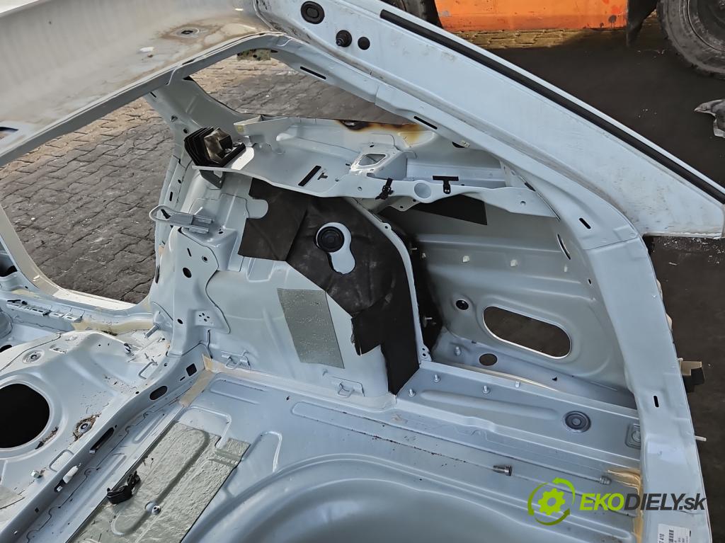 Skoda Octavia IV 2019- 1.5 TSI 150 HP automatic 110 kW 1498 cm3 5- blatník zadné pravý