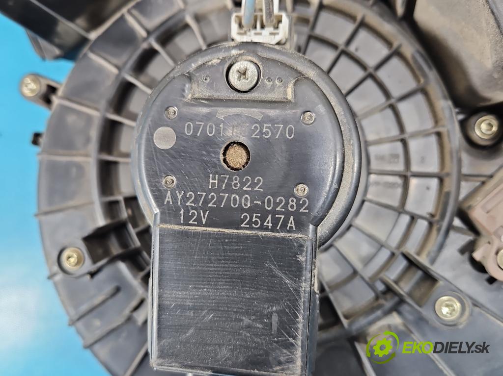 Dodge Caravan V 2007-2020 3.3 V6 178KM automatic 131 kW 3301 cm3 5- radiátor 5289400 (Radiátor topení)