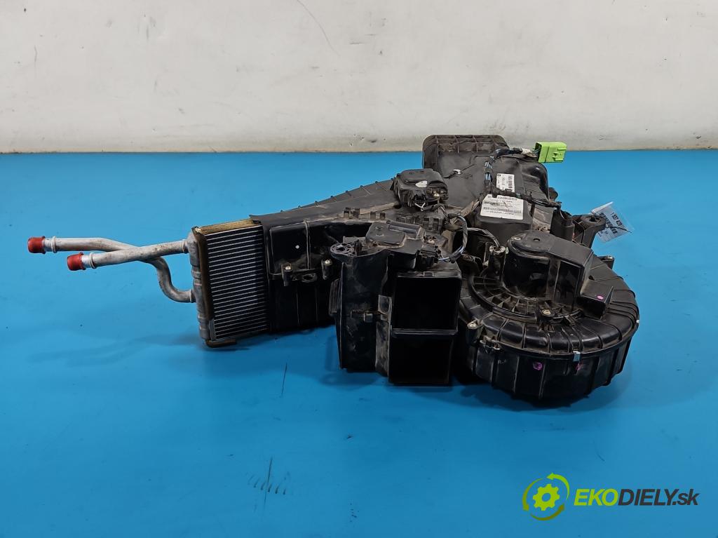 Dodge Caravan V 2007-2020 3.3 V6 178KM automatic 131 kW 3301 cm3 5- radiátor 5289400 (Radiátor topení)