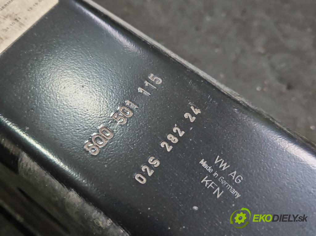 Skoda Octavia IV 2019- 1.5 TSI 150 hp automatic 110 kW 1498 cm3 5- zadní výztuha 5Q0501049BL (Zadní výztuha)