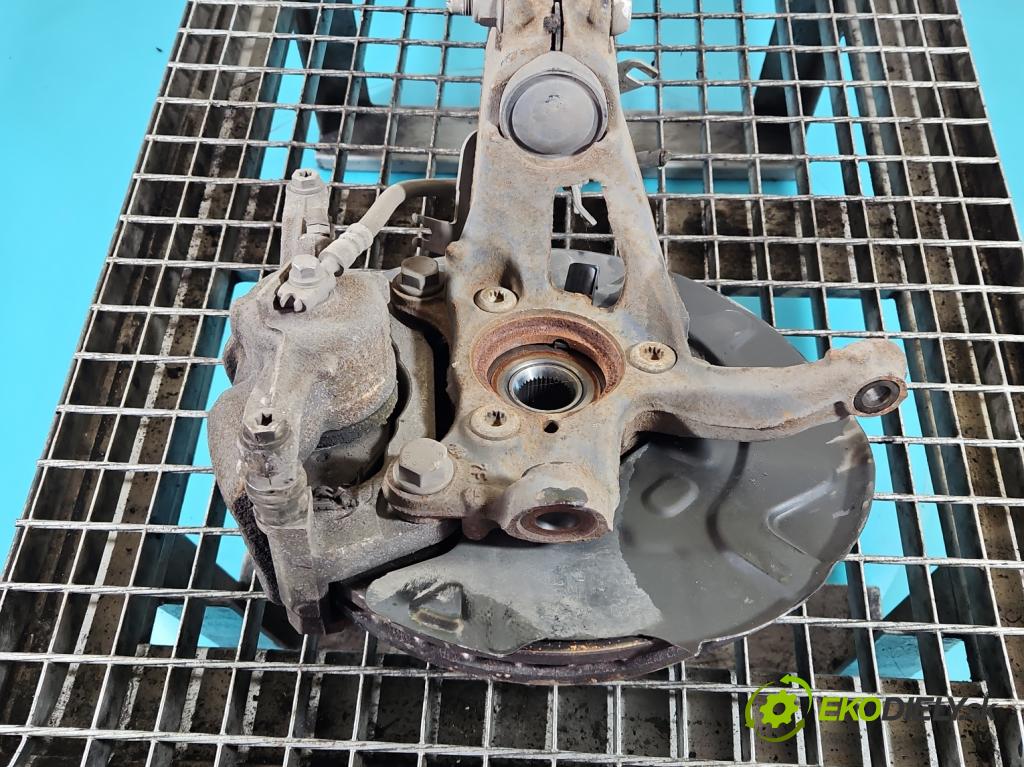 Skoda Octavia IV 2019- 1.5 TSI 150 HP automatic 110 kW 1498 cm3 5- náboj pravé  (Náboj kolesa)