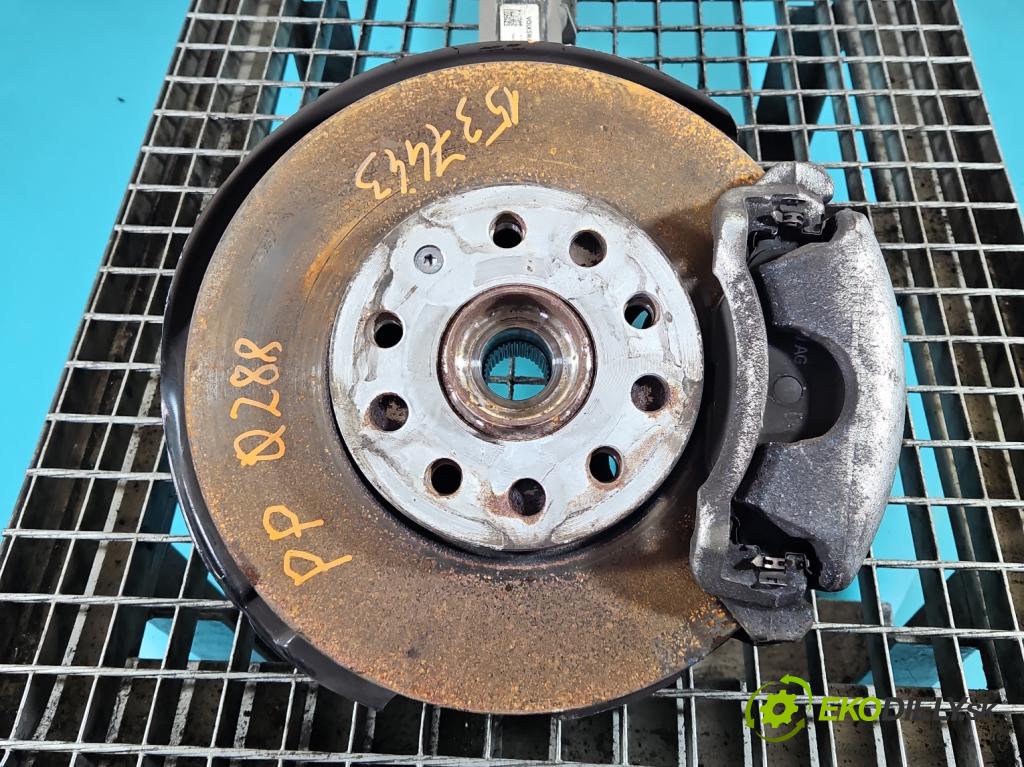 Skoda Octavia IV 2019- 1.5 TSI 150 HP automatic 110 kW 1498 cm3 5- náboj pravé  (Náboj kolesa)