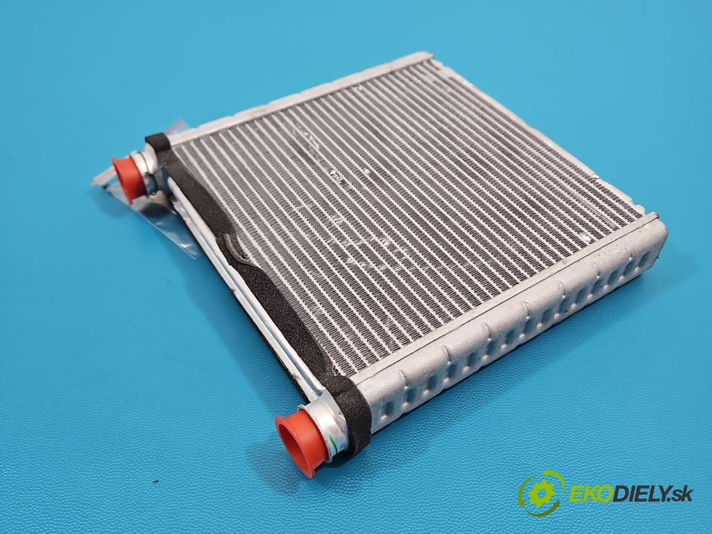 Skoda Octavia IV 2019- 1.5 TSI 150 hp automatic 110 kW 1498 cm3 5- radiátor 5WA819031 (Radiátor topení)