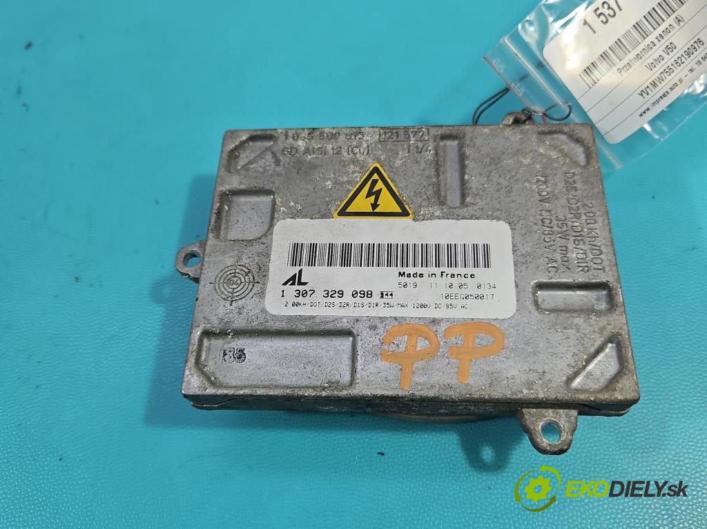 Volvo V50 2.0d 136 HP manual 100 kW 1997 cm3 5- střídač: xenon 1307329098 (Riadiaca jednotka xenónu)
