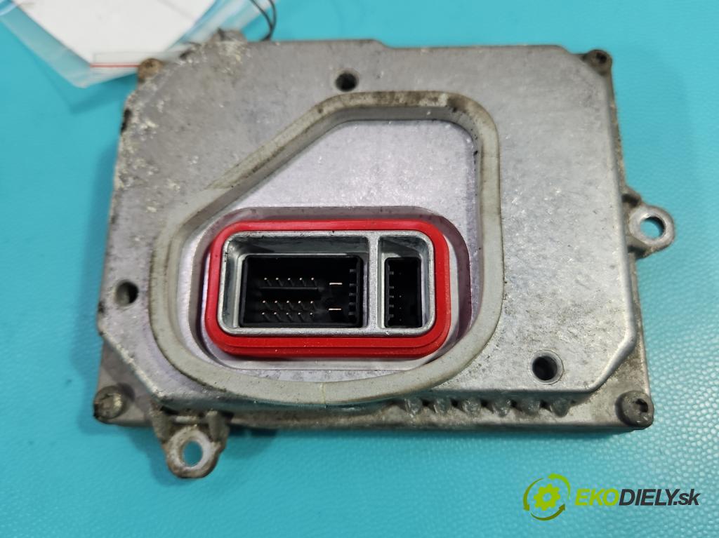 Volvo V50 2.0d 136 HP manual 100 kW 1997 cm3 5- střídač: xenon 1307329098 (Riadiaca jednotka xenónu)