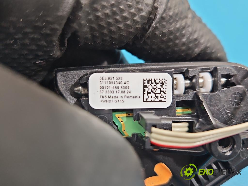 Skoda Octavia IV 2019- 1.5 TSI 150 HP automatic 110 kW 1498 cm3 5- prepínač multifunkční: řízení: 5E3951523 (Prepínacie páčky pod volantom)