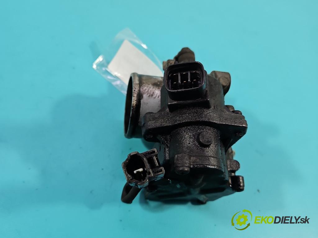 Toyota Corolla Verso I 2001-2004 2.0 D4D 90 HP manual 66 kW 1995 cm3 5- klapka 27020 (Škrtiaca klapka)