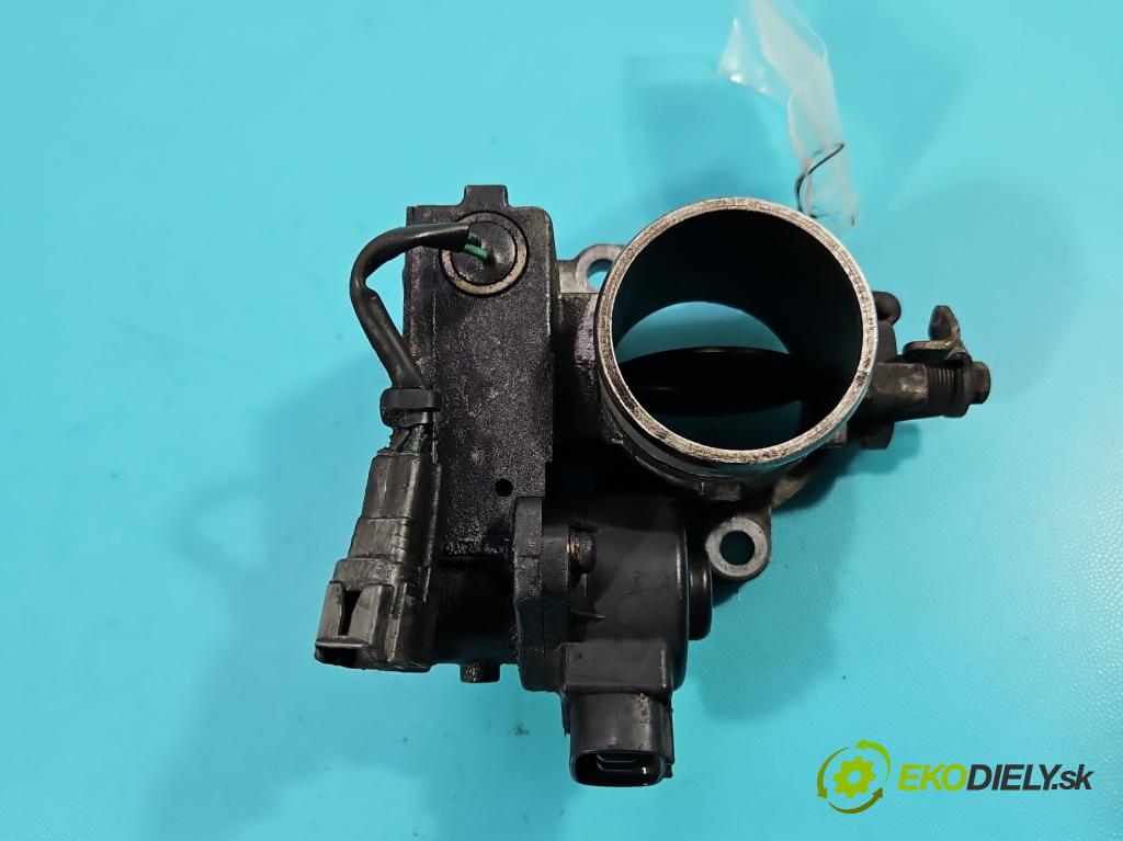 Toyota Corolla Verso I 2001-2004 2.0 D4D 90 HP manual 66 kW 1995 cm3 5- klapka 27020 (Škrtiaca klapka)