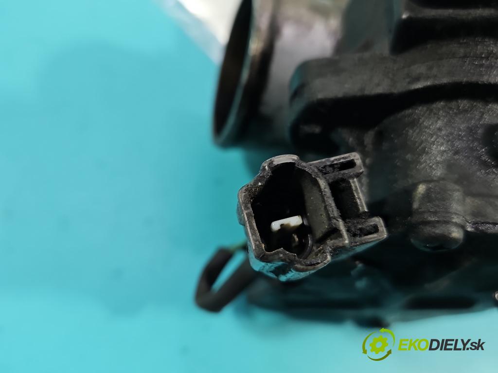 Toyota Corolla Verso I 2001-2004 2.0 D4D 90 HP manual 66 kW 1995 cm3 5- klapka 27020 (Škrtiaca klapka)