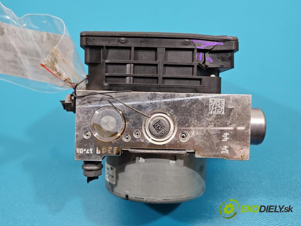 Skoda Octavia IV 2019- 1.5 TSI 150 hp automatic 110 kW 1498 cm3 5- čerpadlo abs 5WA614517DG (Pumpa ABS)