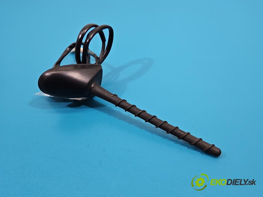 Toyota Yaris III 2011-2020 1.0 vvti 69KM manual 51 kW 998 cm3 5- Antena V3-07517C
