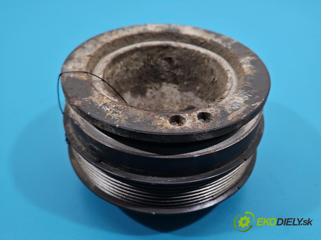 Isuzu D-Max II 2011-2019 2.5d 163 HP manual 120 kW 2499 cm3 2- koleso pás: hriadele kľukovej 