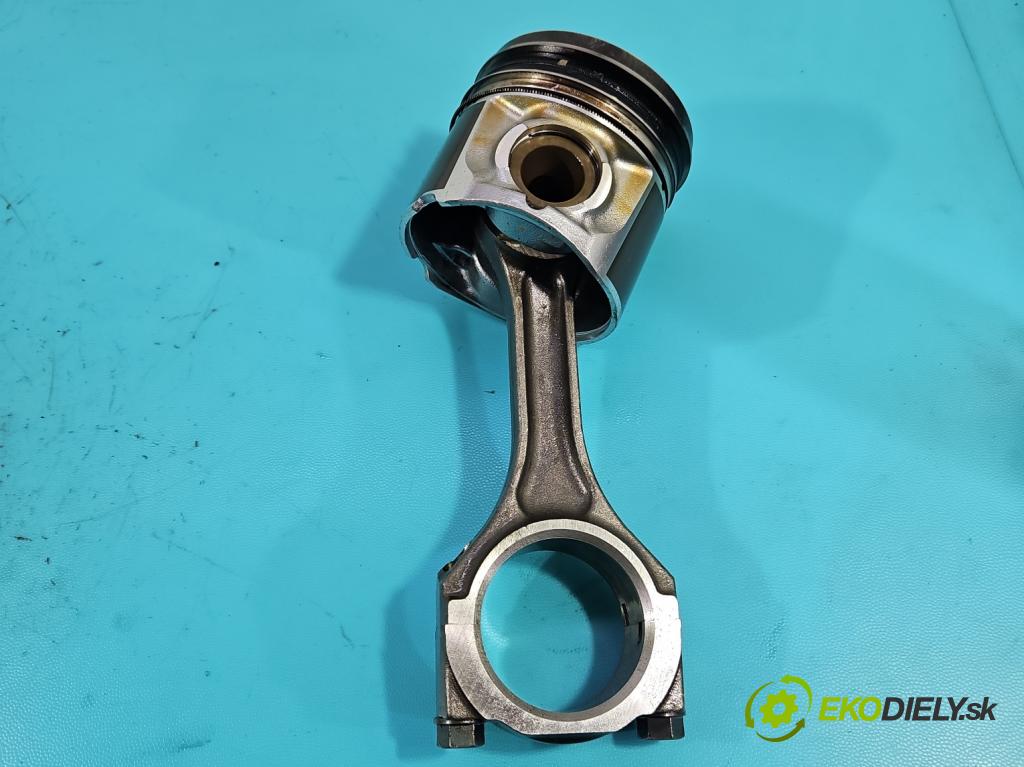 Isuzu D-Max II 2011-2019 2.5d 163 HP manual 120 kW 2499 cm3 2- piest  (Piest)