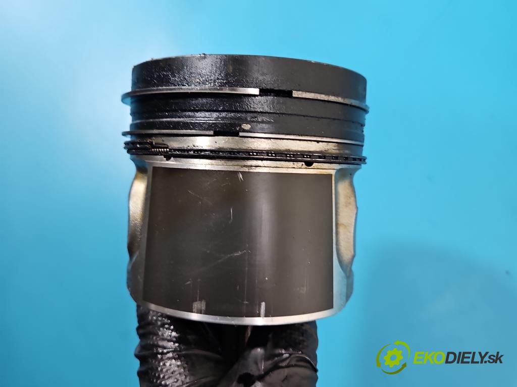 Isuzu D-Max II 2011-2019 2.5d 163 HP manual 120 kW 2499 cm3 2- piest (Piest)