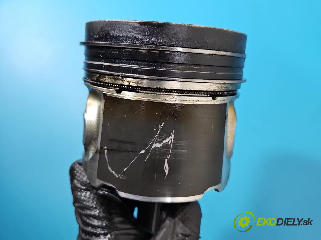 Isuzu D-Max II 2011-2019 2.5d 163 HP manual 120 kW 2499 cm3 2- piest (Piest)