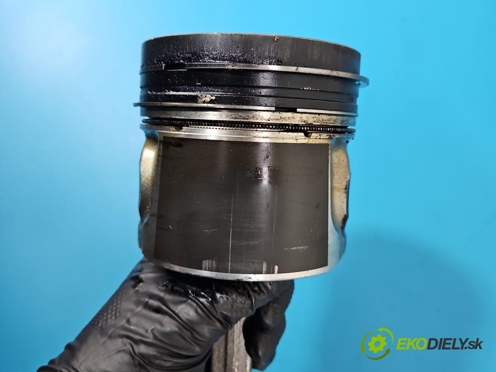 Isuzu D-Max II 2011-2019 2.5d 163 HP manual 120 kW 2499 cm3 2- piest (Piest)