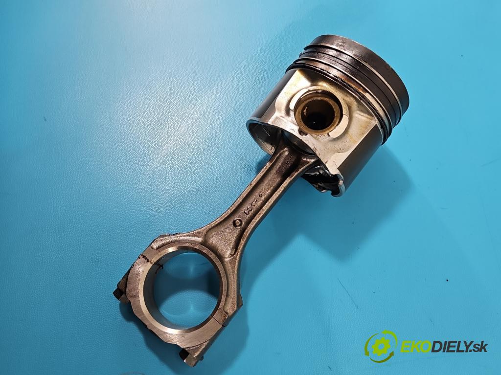 Isuzu D-Max II 2011-2019 2.5d 163 HP manual 120 kW 2499 cm3 2- piest (Piest)