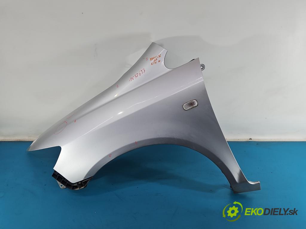 Honda City IV 2002-2008 1.4 8V 83 hp manual 61 kW 1339 cm3 4- blatnik přední levý  (Levý přední blatník)