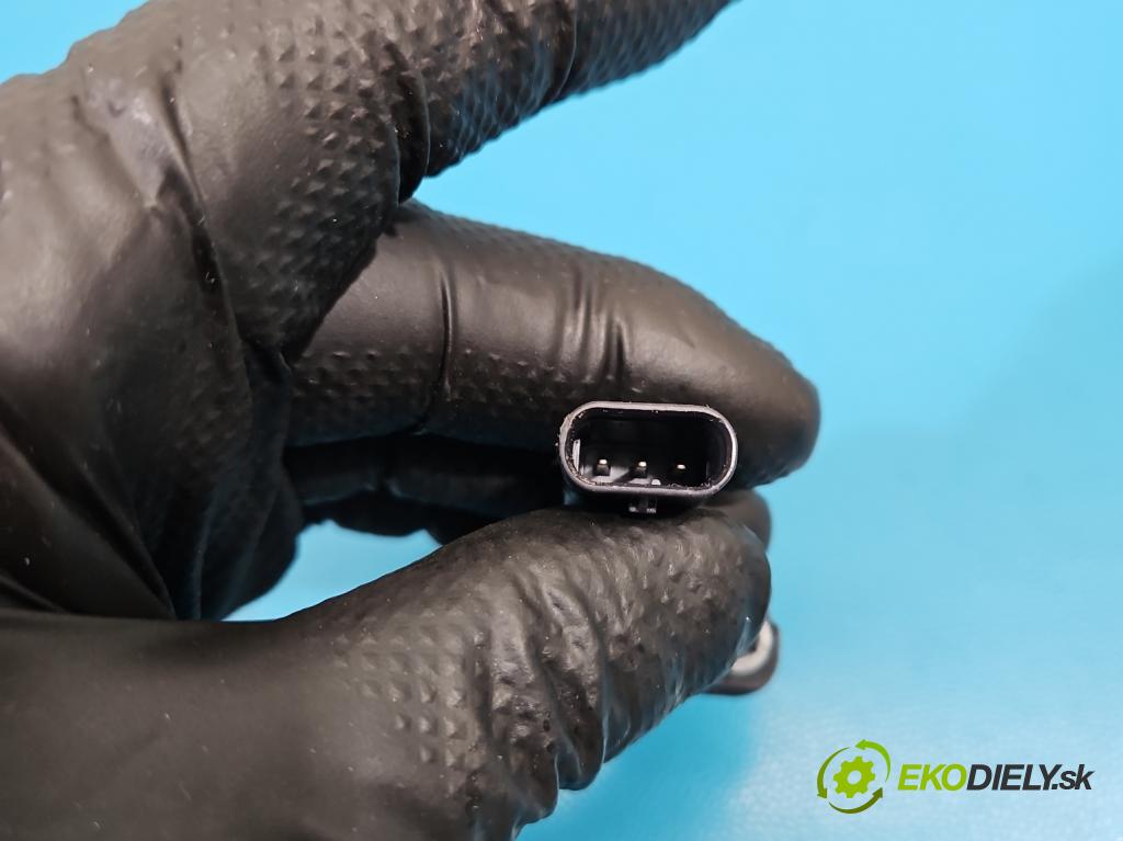 Skoda Octavia IV 2019- 1.5 TSI 150 HP automatic 110 kW 1498 cm3 5- snímač pozícia: hriadele kľukovej 05E906433E (Snímač polohy kľukového hriadeľa)